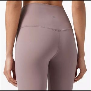 lululemon 25” aligns